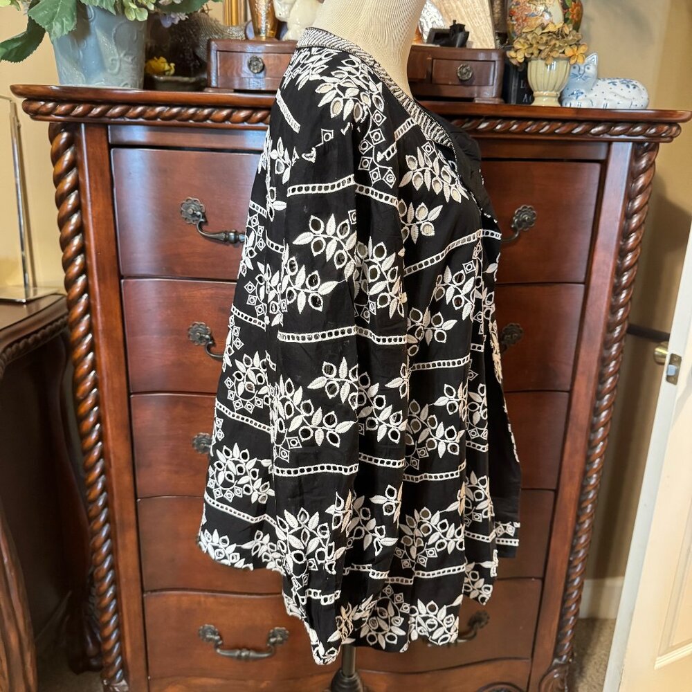 Chico's Monochrome Floral Open Jacket - Picture 2 of 8